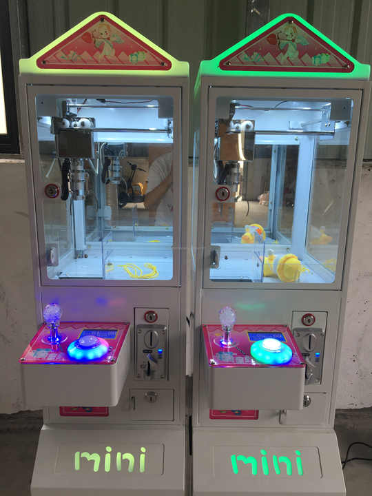 Mini Máquina de Garra Operada  - Arcade Toy Claw Vending Machine avaliação e preço