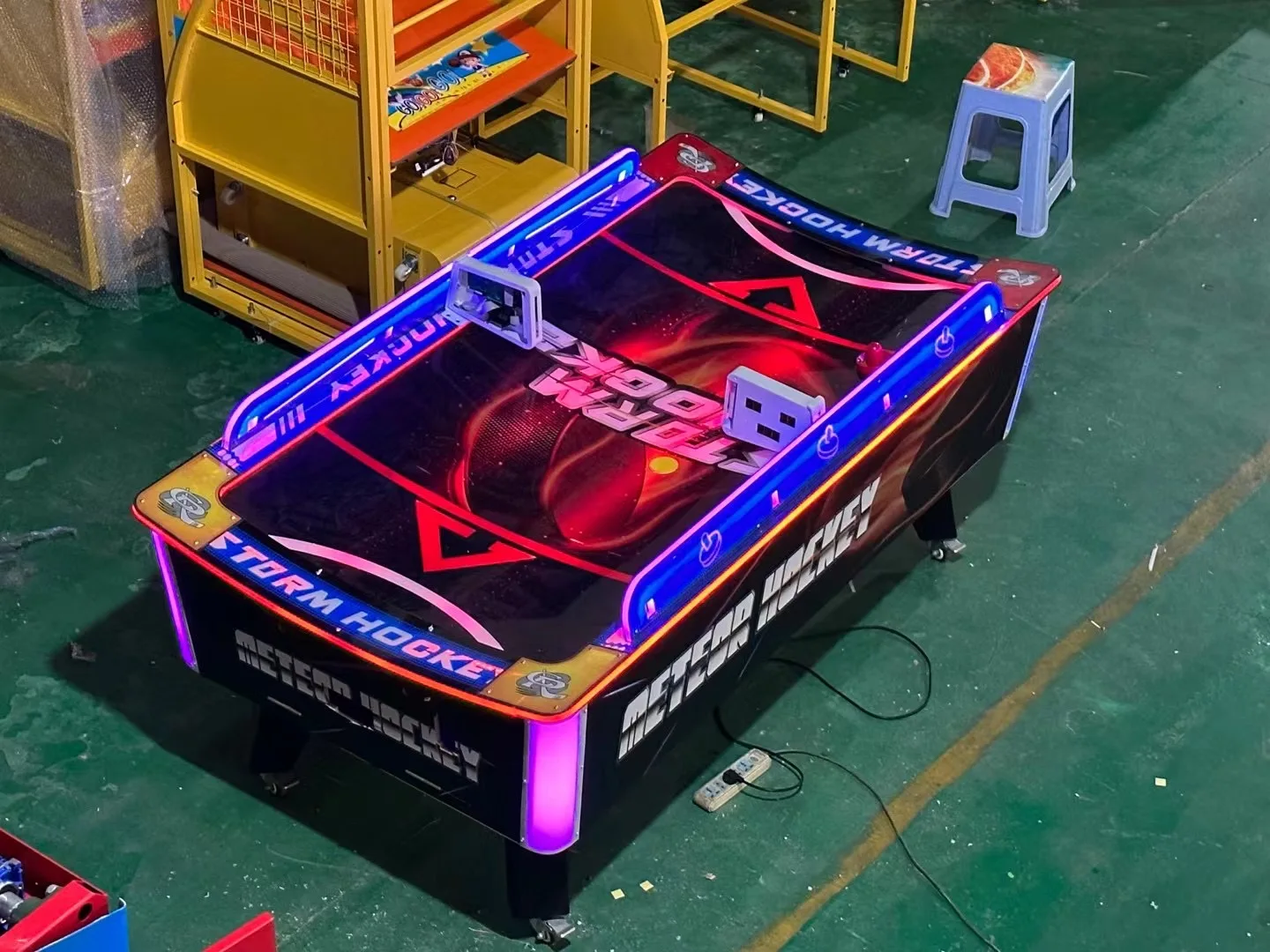 Máquina de Jogo Simulador de A - Arcade Games & Vending Llc Photos avaliação e preço